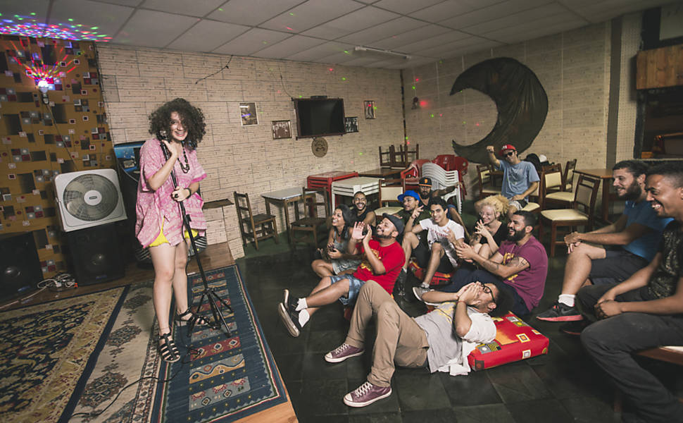 Palco do Relica's Rock Bar